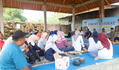 Polres-Mojokerto-Minta-Warga-Tidak-Takut-Melapor-ke-Polisi-Lewat-Kegiatan-Jum'at-Curhat