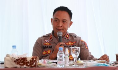 Polres-Malang-Intensifkan-Forum-Jumat-Curhat,-Serap-Aspirasi-Masyarakat-di-Desa-Peniwen