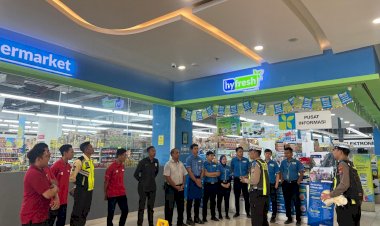 Operasi-Patuh-Semeru-2024,-Polres-Bondowoso-Sosialisasi-di-Pusat-Perbelanjaan