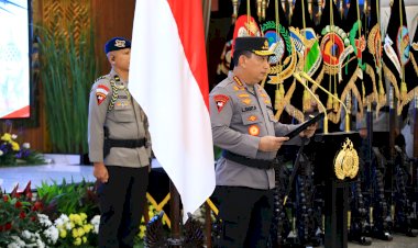 Kapolri-Pimpin-Upacara-Kenaikan-Pangkat-dan-Sertijab-Pati-Polri,-Ada-Kadiv-Propam-dan-Sejumlah-Kapolda