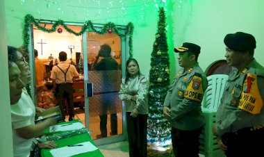 Jelang-Perayaan-Natal-Polres-Pelabuhan-Tanjungperak-Pastikan-Keamanan-Gereja