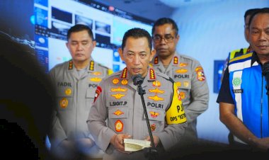 Tinjau-Jasa-Marga-Command-Center,-Kapolri-Pastikan-Penanganan-Arus-Balik-Berjalan-Lancar-dan-Aman