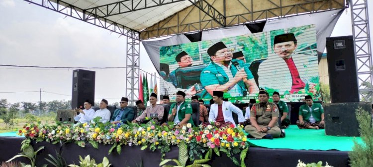 Kapolsek Krian Hadiri Heroik Santri dan Parade Lalaran Nadhom Alfiyah di Ponpes Al Amanah Junwangi